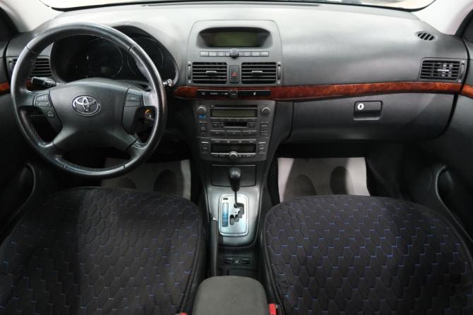Toyota Avensis II с пробегом 2003 года, цена 699 000 рублей, 310000 км, седан, Автокод Объявления