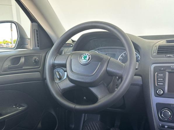 Skoda Octavia II (A5) Рестайлинг с пробегом 2010 года, цена 849 000 рублей, 156500 км, лифтбек, Автокод Объявления