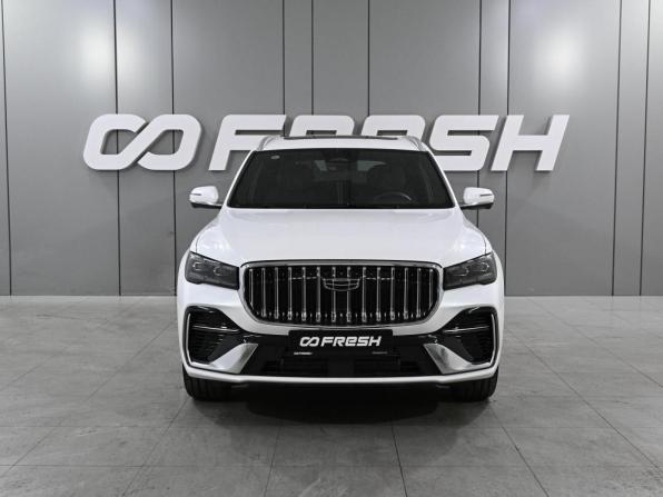 Geely Monjaro I Рестайлинг 2 с пробегом 2026 года, цена 4 299 000 рублей, 38 км, внедорожник, Автокод Объявления