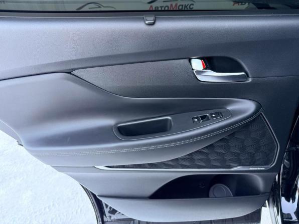 Hyundai Santa Fe IV Рестайлинг с пробегом 2022 года, цена 4 448 000 рублей, 58318 км, внедорожник, Автокод Объявления