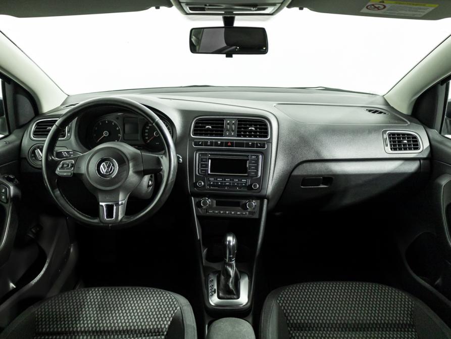 Volkswagen Polo V Санкт-Петербург  - изображение 13
