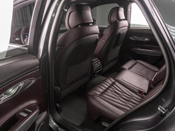 Genesis GV70 I с пробегом 2021 года, цена 5 399 000 рублей, 37168 км, внедорожник, Автокод Объявления