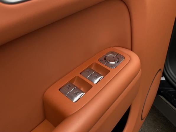 Li Auto (Lixiang) L7 I с пробегом 2024 года, цена 6 528 000 рублей, 6815 км, внедорожник, Автокод Объявления