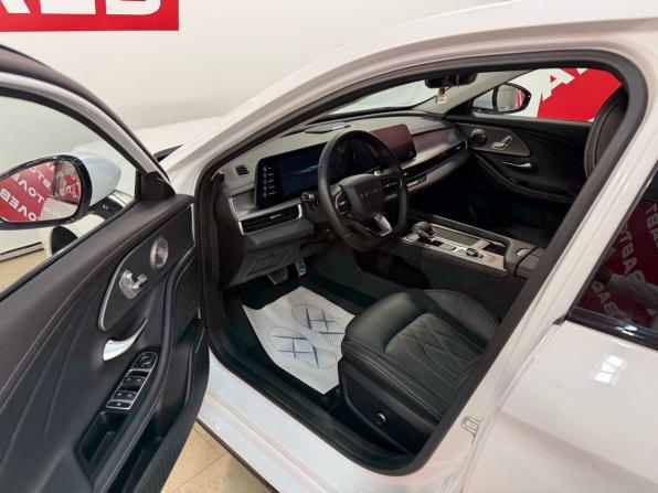 Chery Arrizo 8 с пробегом 2025 года, цена 2 499 000 рублей, 11902 км, седан, Автокод Объявления