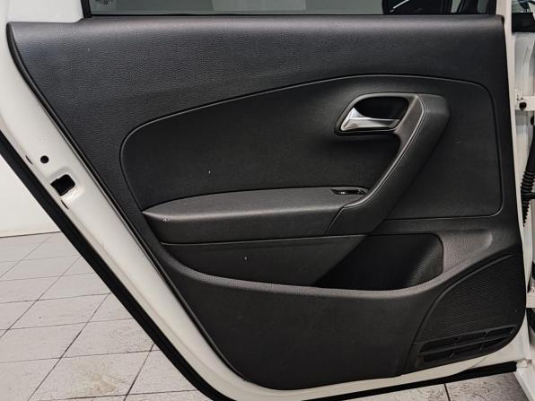 Volkswagen Polo V с пробегом 2012 года, цена 630 000 рублей, 214078 км, седан, Автокод Объявления