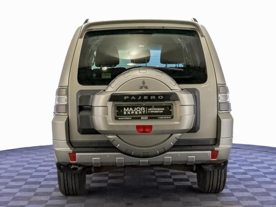 Mitsubishi Pajero IV Рестайлинг 1 Москва  - изображение 6