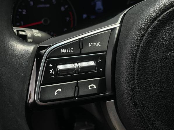 Kia Sportage IV Рестайлинг с пробегом 2019 года, цена 2 545 000 рублей, 41034 км, внедорожник, Автокод Объявления