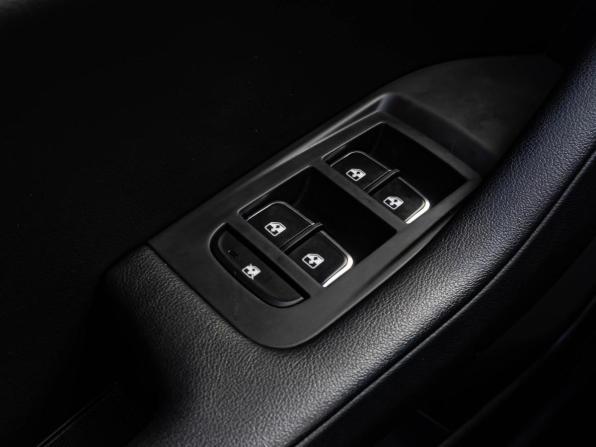 Hongqi H5 I с пробегом 2022 года, цена 2 030 000 рублей, 17371 км, седан, Автокод Объявления