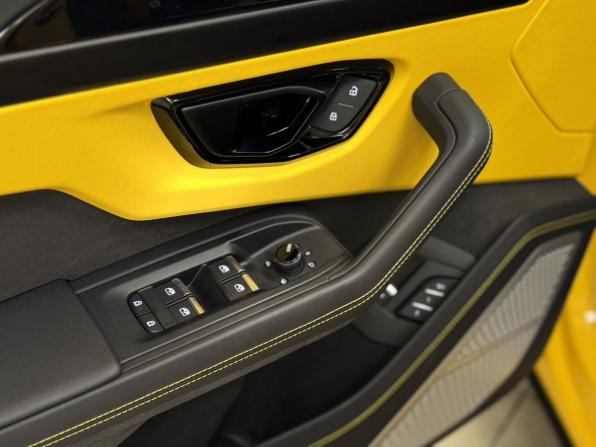 Lamborghini Urus I Рестайлинг с пробегом 2025 года, цена 35 490 000 рублей, 1644 км, внедорожник, Автокод Объявления