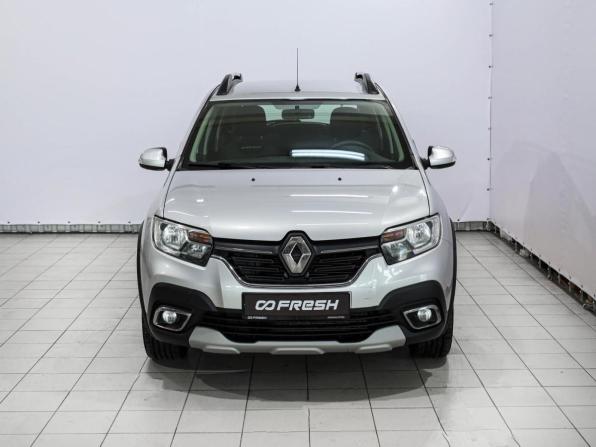 Renault Sandero II Рестайлинг с пробегом 2018 года, цена 1 369 000 рублей, 92072 км, хэтчбек, Автокод Объявления