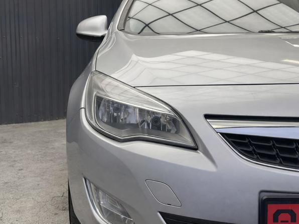 Opel Astra J с пробегом 2012 года, цена 747 000 рублей, 171695 км, хэтчбек, Автокод Объявления