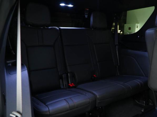 Chevrolet Tahoe V Рестайлинг с пробегом 2024 года, цена 9 495 055 рублей, 28783 км, внедорожник, Автокод Объявления