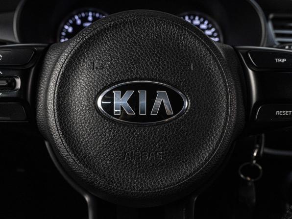 Kia Rio IV с пробегом 2018 года, цена 1 519 000 рублей, 102620 км, седан, Автокод Объявления