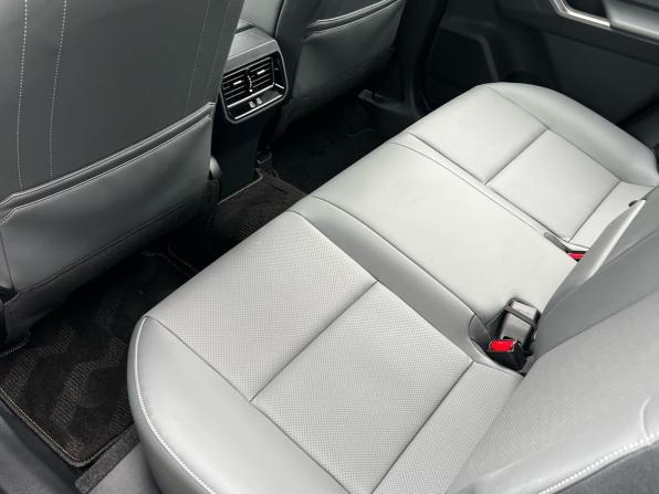 Toyota RAV4 VI (XA60) с пробегом 2026 года, цена 4 650 000 рублей, 10 км, внедорожник, Автокод Объявления