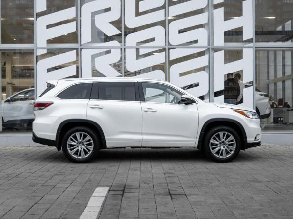 Toyota Highlander III (XU50) с пробегом 2014 года, цена 2 525 000 рублей, 205891 км, внедорожник, Автокод Объявления