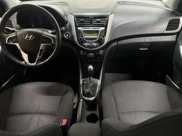 Hyundai Solaris I с пробегом 2012 года, цена 777 000 рублей, 156000 км, седан, Автокод Объявления