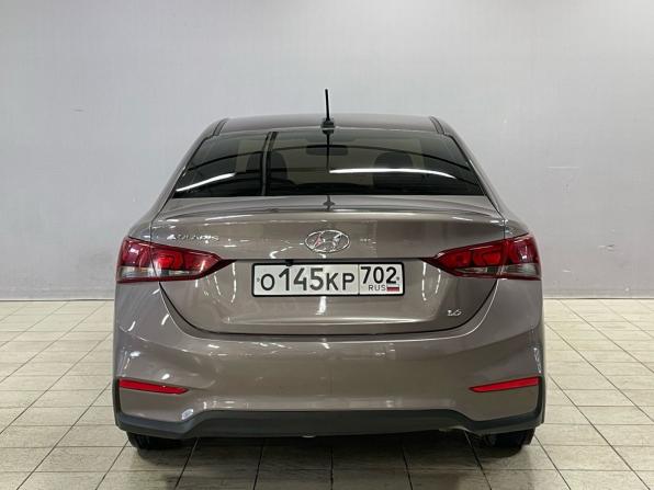 Hyundai Solaris II с пробегом 2019 года, цена 1 490 000 рублей, 93047 км, седан, Автокод Объявления