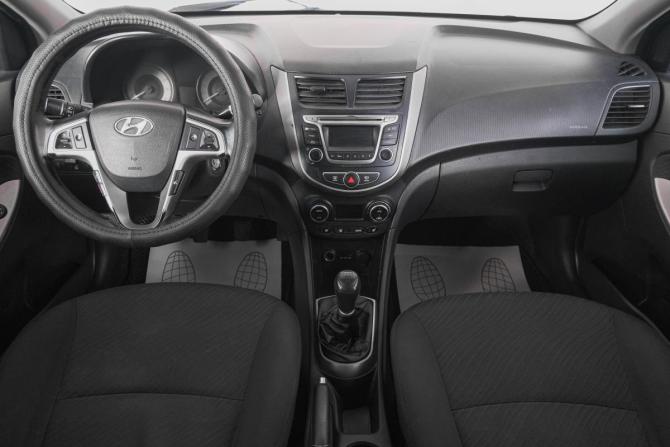 Hyundai Solaris I Рестайлинг с пробегом 2014 года, цена 699 000 рублей, 320000 км, седан, Автокод Объявления