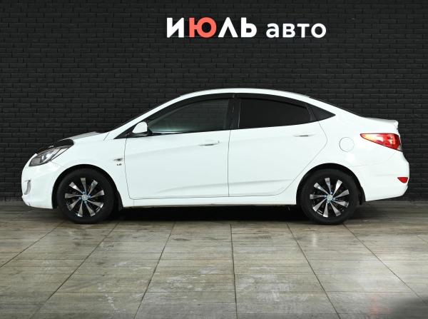 Hyundai Solaris I с пробегом 2013 года, цена 795 000 рублей, 193069 км, седан, Автокод Объявления