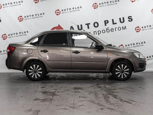 Lada (ВАЗ) Granta I с пробегом 2017 года, цена 649 000 рублей, 92677 км, седан, Автокод Объявления