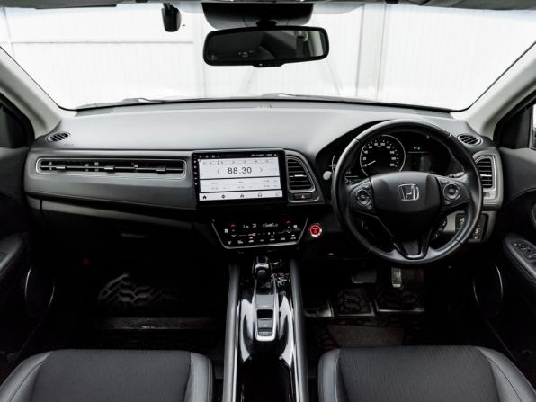 Honda Vezel I Рестайлинг с пробегом 2019 года, цена 2 050 000 рублей, 52150 км, внедорожник, Автокод Объявления