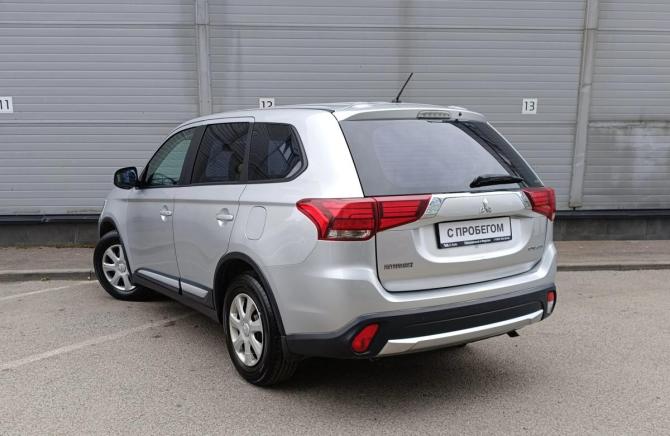 Mitsubishi Outlander III Рестайлинг с пробегом 2015 года, цена 1 219 000 рублей, 233315 км, внедорожник, Автокод Объявления