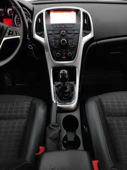 Opel Astra J Рестайлинг Москва  - изображение 18
