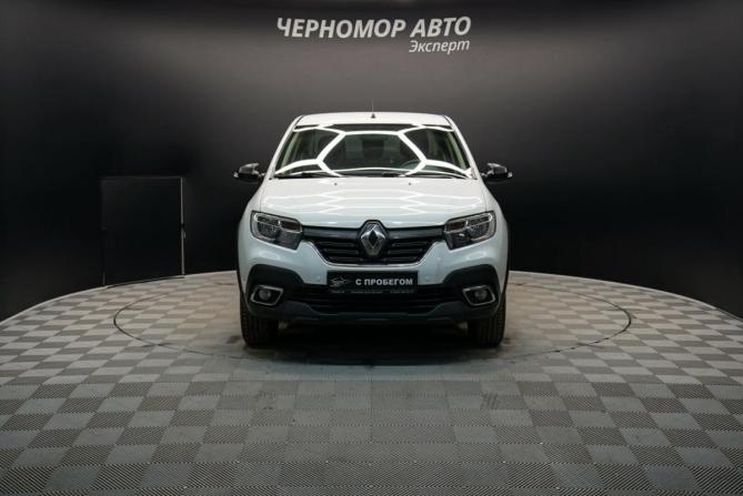 Renault Logan II Рестайлинг с пробегом 2020 года, цена 1 164 000 рублей, 108000 км, седан, Автокод Объявления