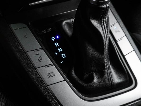 Hyundai Elantra VI (AD) с пробегом 2018 года, цена 1 539 000 рублей, 116532 км, седан, Автокод Объявления