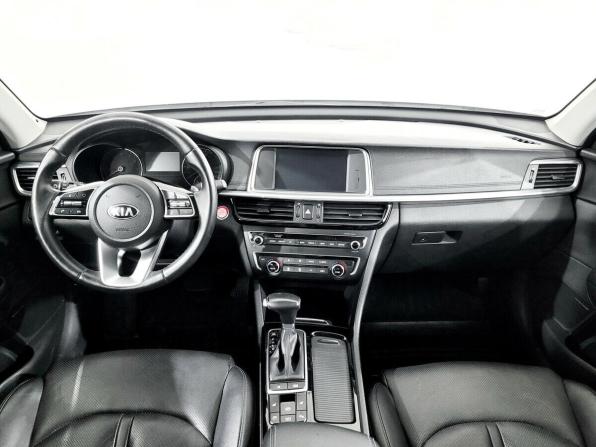 Kia Optima IV Рестайлинг с пробегом 2018 года, цена 2 135 000 рублей, 71245 км, седан, Автокод Объявления