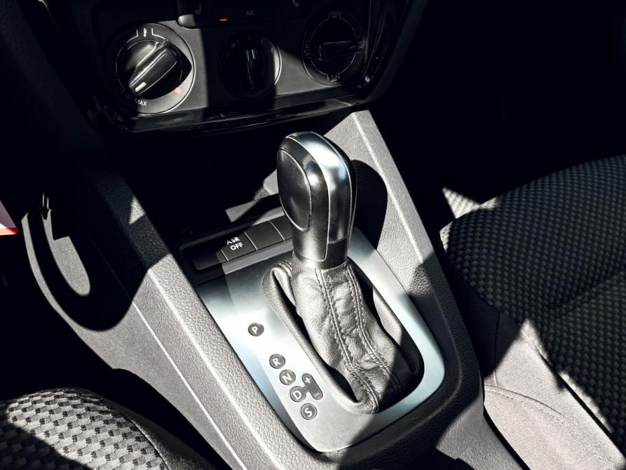 Volkswagen Jetta VI Екатеринбург  - изображение 11