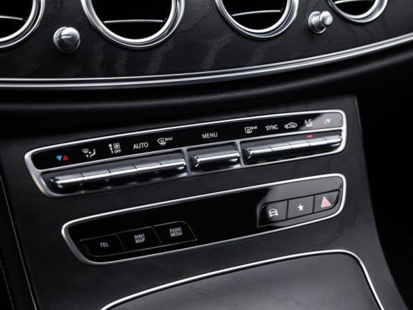 Mercedes-Benz E-Класс V (W213 S213 C238) Рестайлинг с пробегом 2021 года, цена 4 049 000 рублей, 89537 км, седан, Автокод Объявления