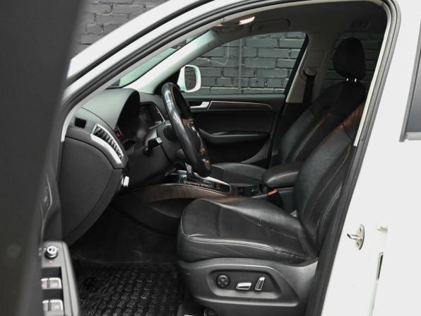 Audi Q5 I (8R) Рестайлинг с пробегом 2015 года, цена 2 100 000 рублей, 215172 км, внедорожник, Автокод Объявления