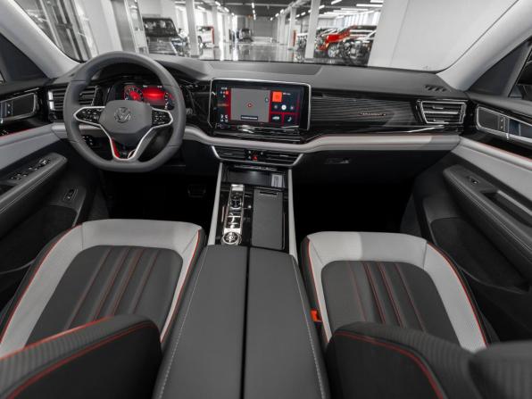 Volkswagen Teramont I Рестайлинг (China Market) с пробегом 2026 года, цена 5 550 000 рублей, 50 км, внедорожник, Автокод Объявления