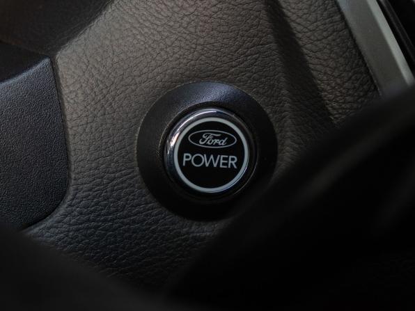 Ford Focus III с пробегом 2011 года, цена 709 000 рублей, 258070 км, хэтчбек, Автокод Объявления