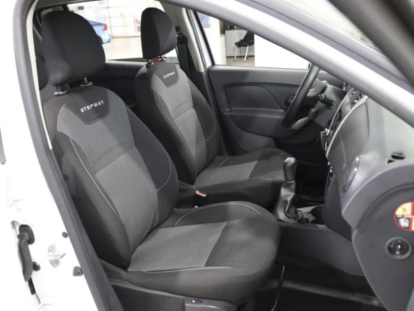 Renault Sandero II Рестайлинг с пробегом 2020 года, цена 1 139 000 рублей, 97425 км, хэтчбек, Автокод Объявления