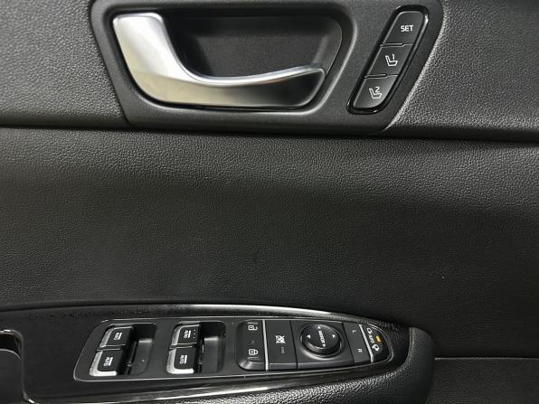Kia Optima IV Рестайлинг с пробегом 2018 года, цена 1 659 000 рублей, 135837 км, седан, Автокод Объявления