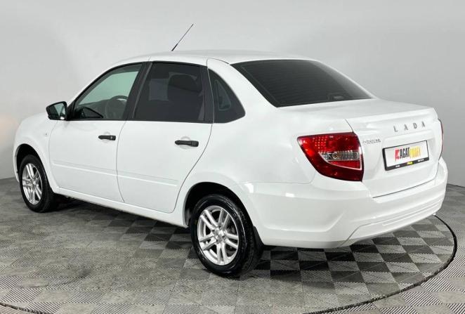 Lada (ВАЗ) Granta I Рестайлинг с пробегом 2024 года, цена 690 000 рублей, 67000 км, лифтбек, Автокод Объявления
