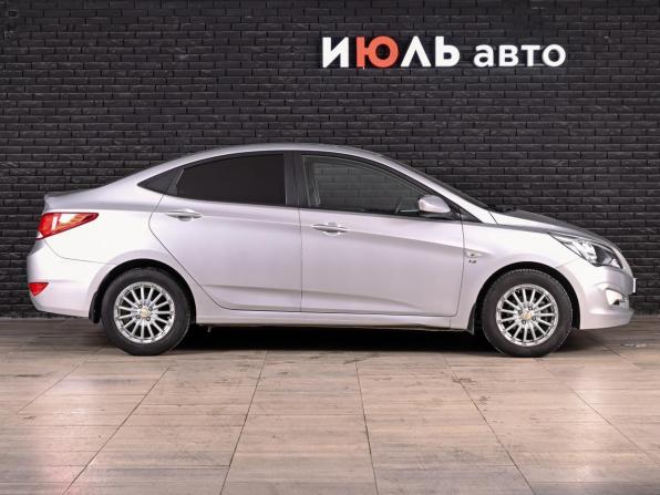 Hyundai Solaris I Рестайлинг с пробегом 2016 года, цена 1 200 000 рублей, 42814 км, седан, Автокод Объявления