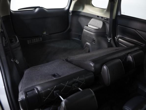 Mitsubishi Outlander III Рестайлинг 3 с пробегом 2022 года, цена 2 649 000 рублей, 4547 км, внедорожник, Автокод Объявления
