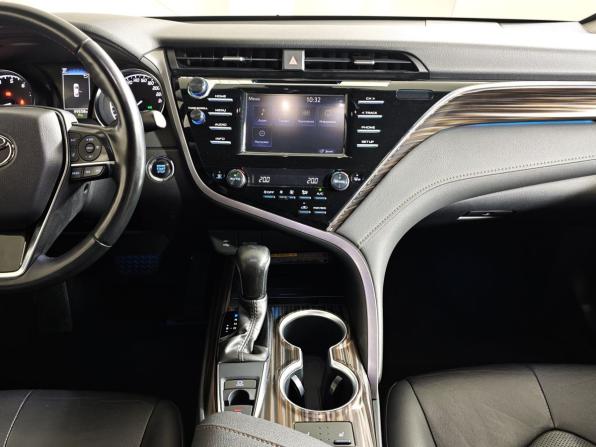 Toyota Camry VIII (XV70) с пробегом 2020 года, цена 2 745 000 рублей, 99655 км, седан, Автокод Объявления