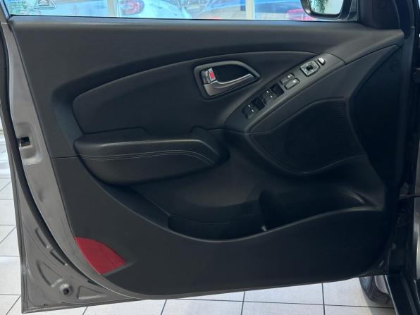 Hyundai ix35 I Рестайлинг с пробегом 2014 года, цена 1 598 000 рублей, 135718 км, внедорожник, Автокод Объявления