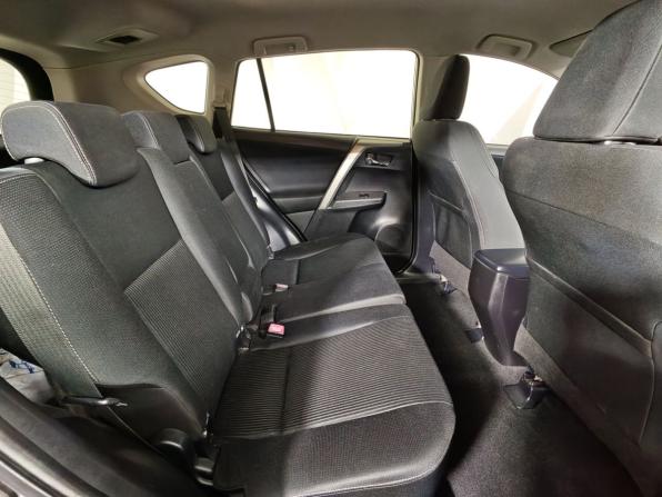 Toyota RAV4 IV (XA40) с пробегом 2015 года, цена 1 399 000 рублей, 297382 км, внедорожник, Автокод Объявления