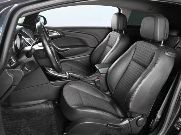 Opel Astra J Рестайлинг с пробегом 2013 года, цена 999 000 рублей, 163143 км, хэтчбек, Автокод Объявления