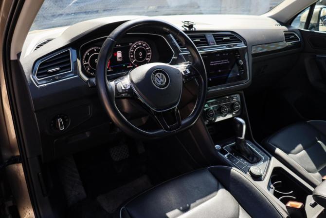 Volkswagen Tiguan II с пробегом 2018 года, цена 2 910 000 рублей, 85377 км, внедорожник, Автокод Объявления