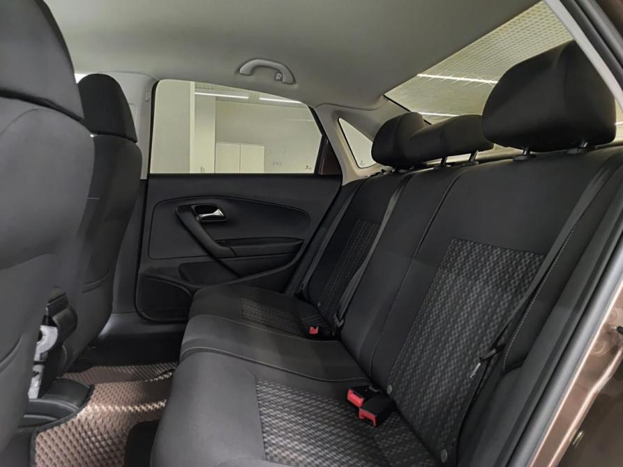 Volkswagen Polo V Рестайлинг Казань  - изображение 15
