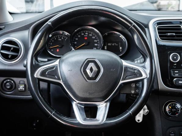 Renault Logan II Рестайлинг с пробегом 2020 года, цена 605 000 рублей, 182127 км, седан, Автокод Объявления
