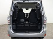 Toyota Voxy II (R70) Рестайлинг Чита  - изображение 34
