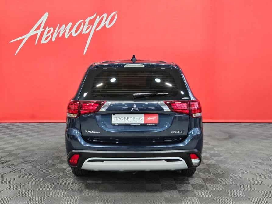 Mitsubishi Outlander III Рестайлинг 3 Вологда  - изображение 4
