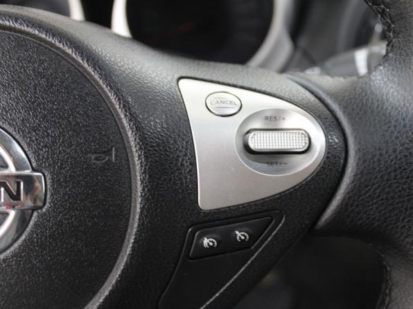 Nissan Juke I с пробегом 2012 года, цена 899 900 рублей, 202240 км, внедорожник, Автокод Объявления